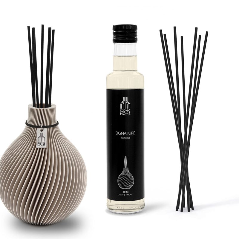 Raumduft Duftöl von ICONIC HOME Signature Fragrance mit Duftstäbchen im Set 250 ml